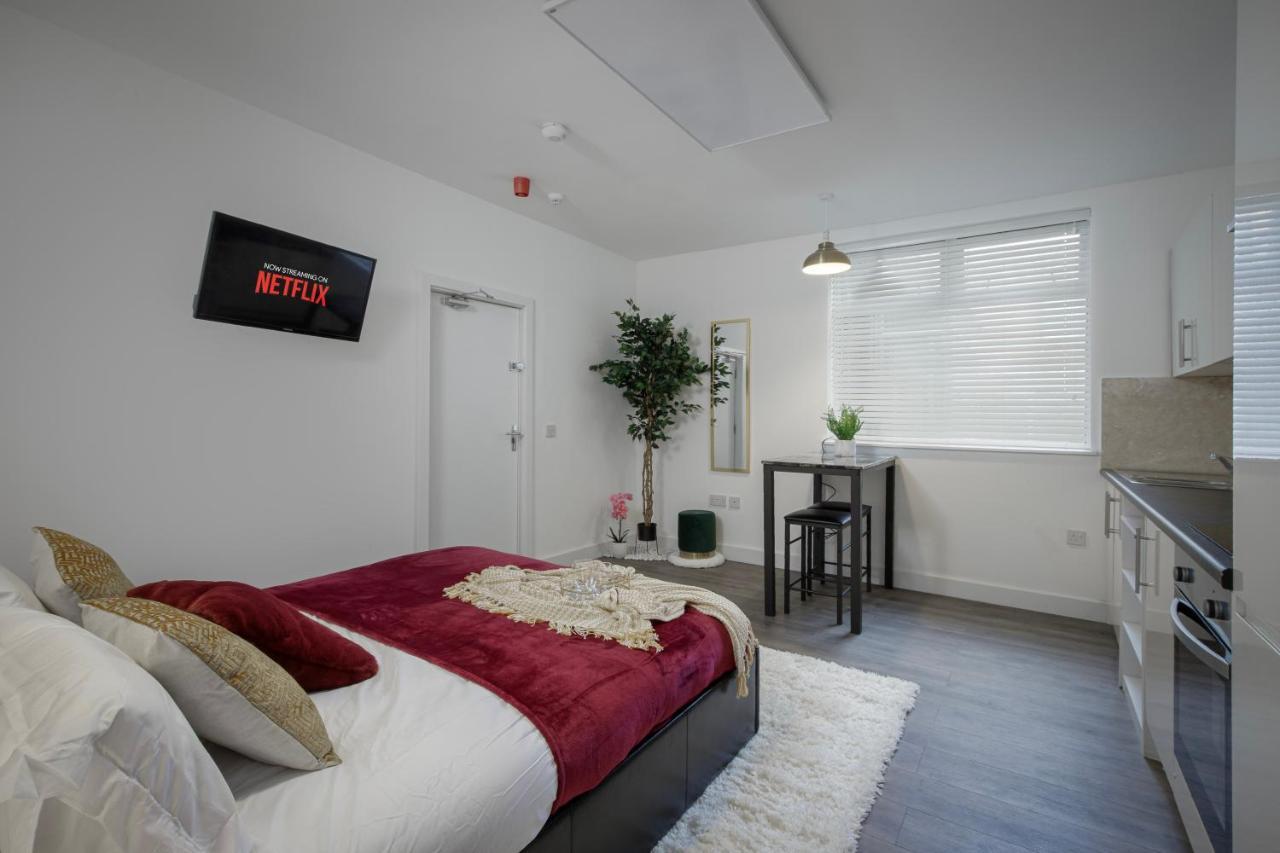 King Sized Luxury - Stylish Studio Flat แบล็คพูล ภายนอก รูปภาพ